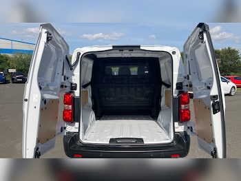 Used Vauxhall Vivaro 2025 for sale - 75147328: Photo