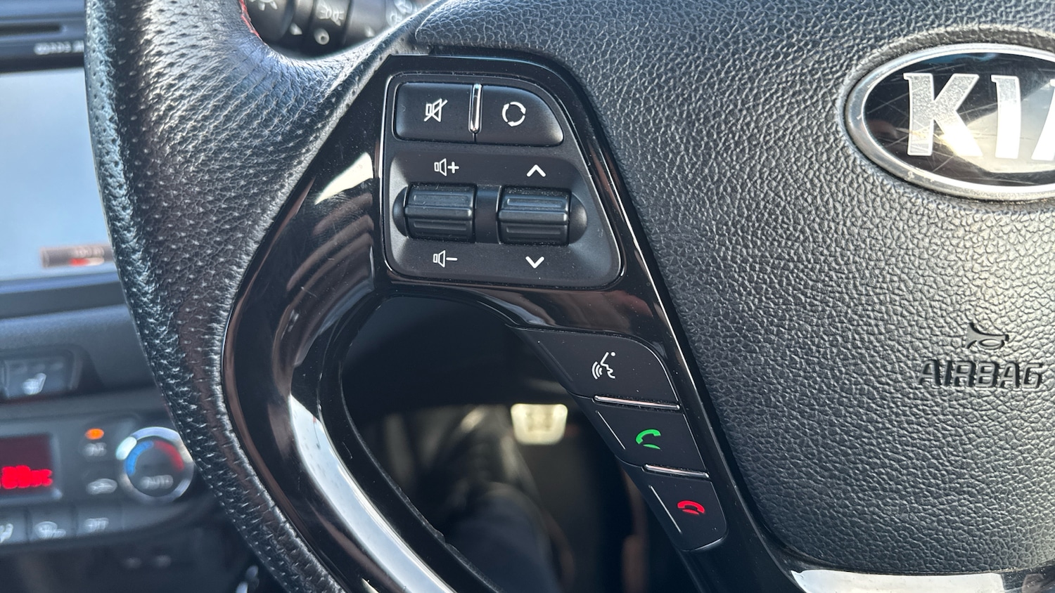 Used Kia Pro Ceed 2014 for sale - 78108164: Photo 23