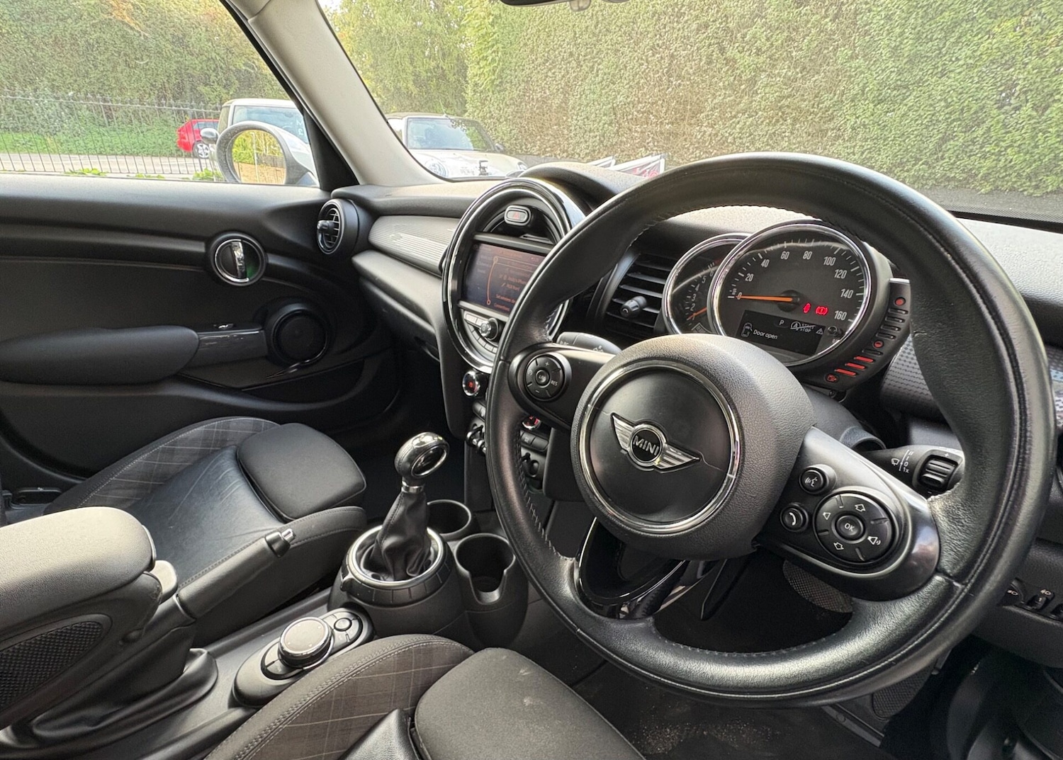 Used MINI Hatch 2015 for sale - 76142758: Photo 3