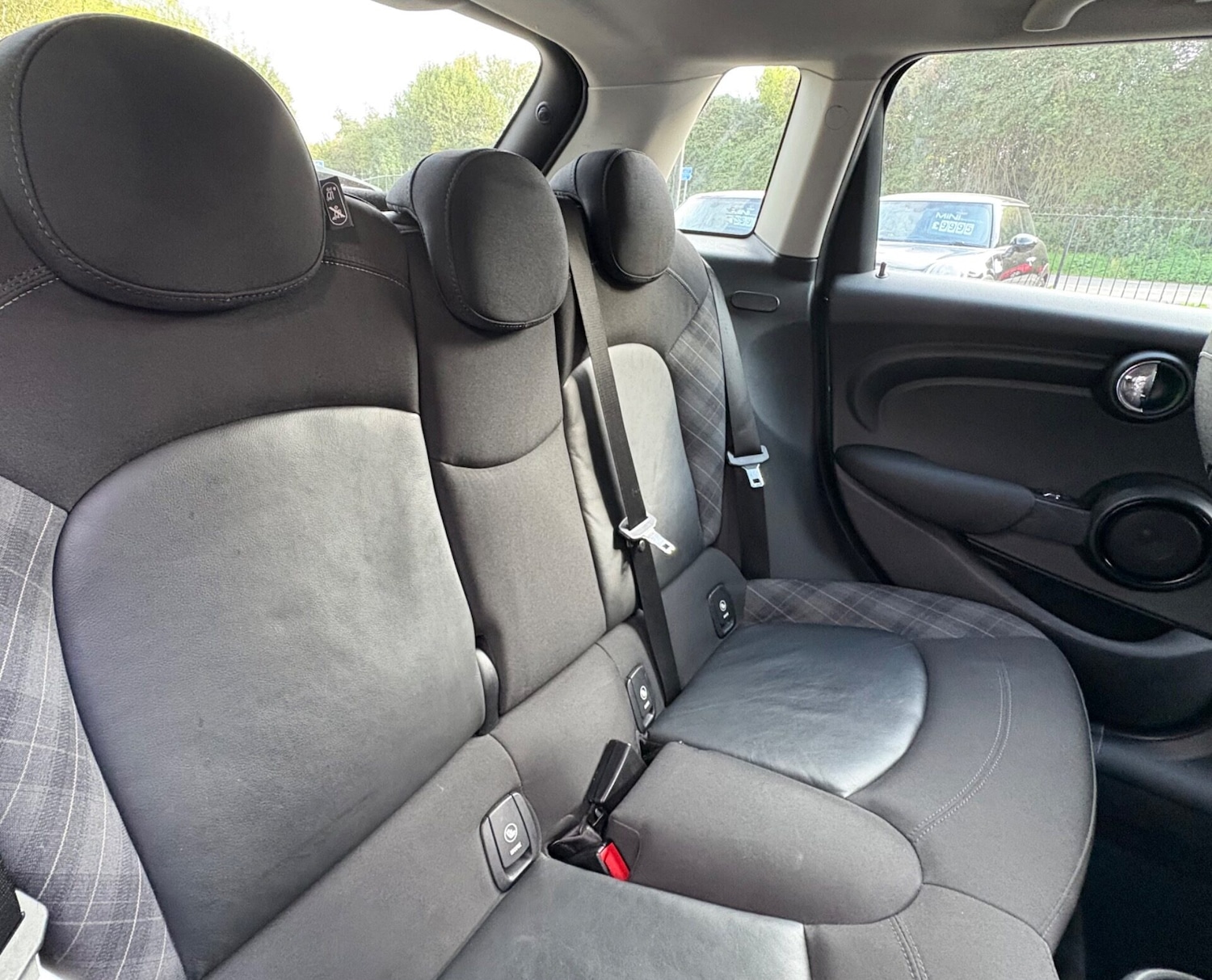 Used MINI Hatch 2015 for sale - 76142758: Photo 5