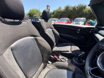 Used MINI Convertible 2018 for sale - 75426547: Photo
