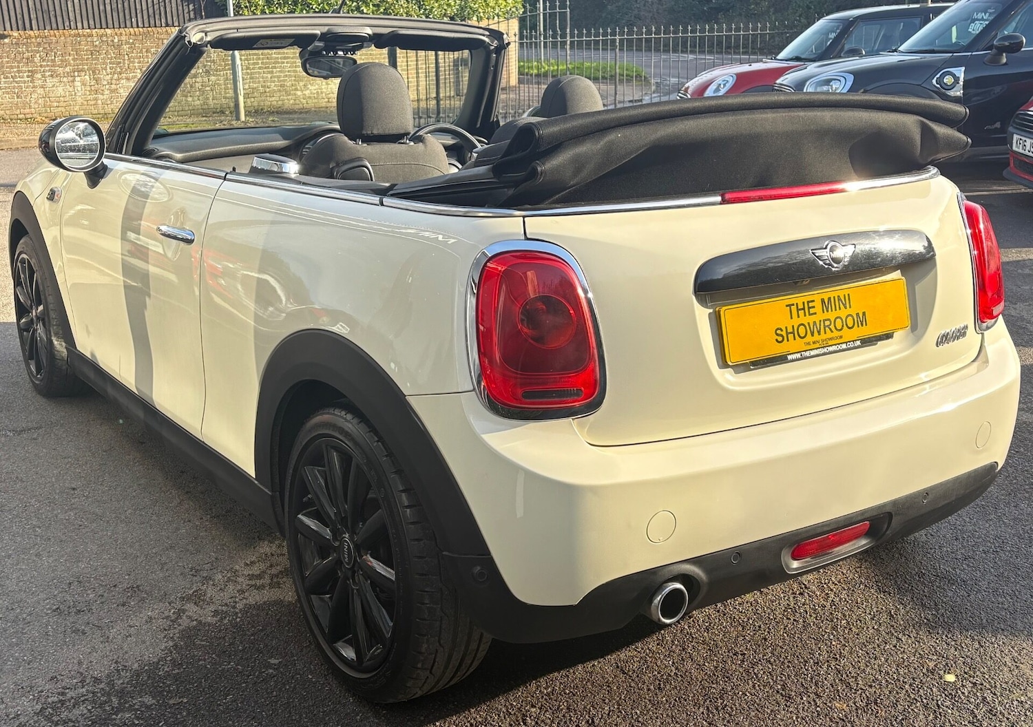 Used MINI Convertible 2016 for sale - 77302870: Photo 18