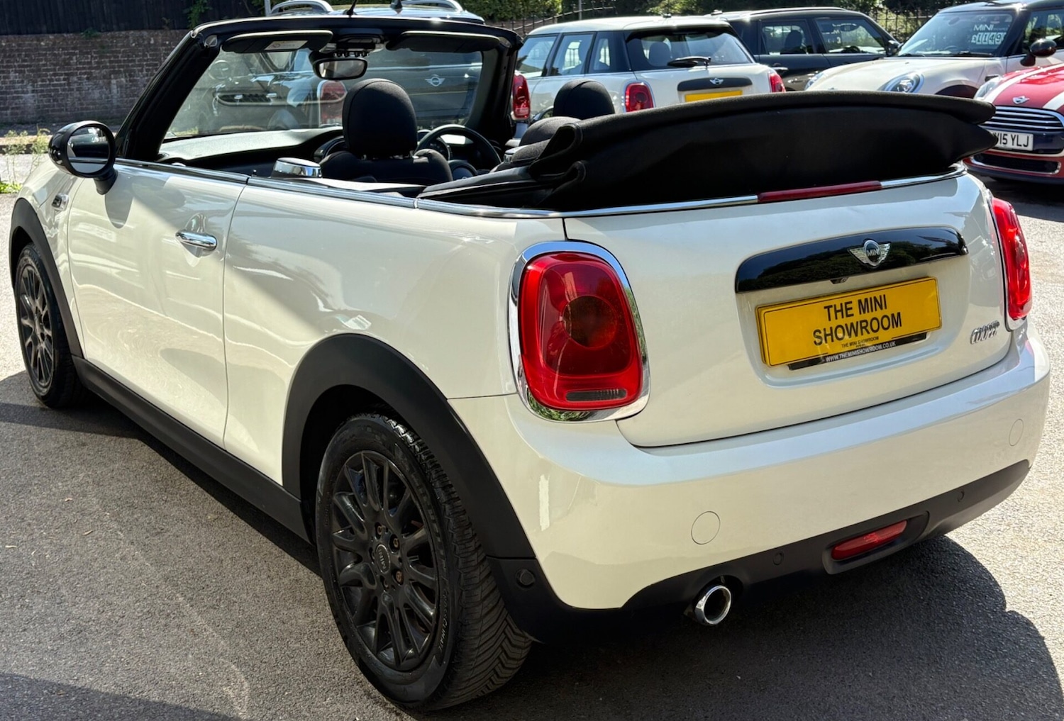 Used MINI Convertible 2016 for sale - 77012318: Photo 18