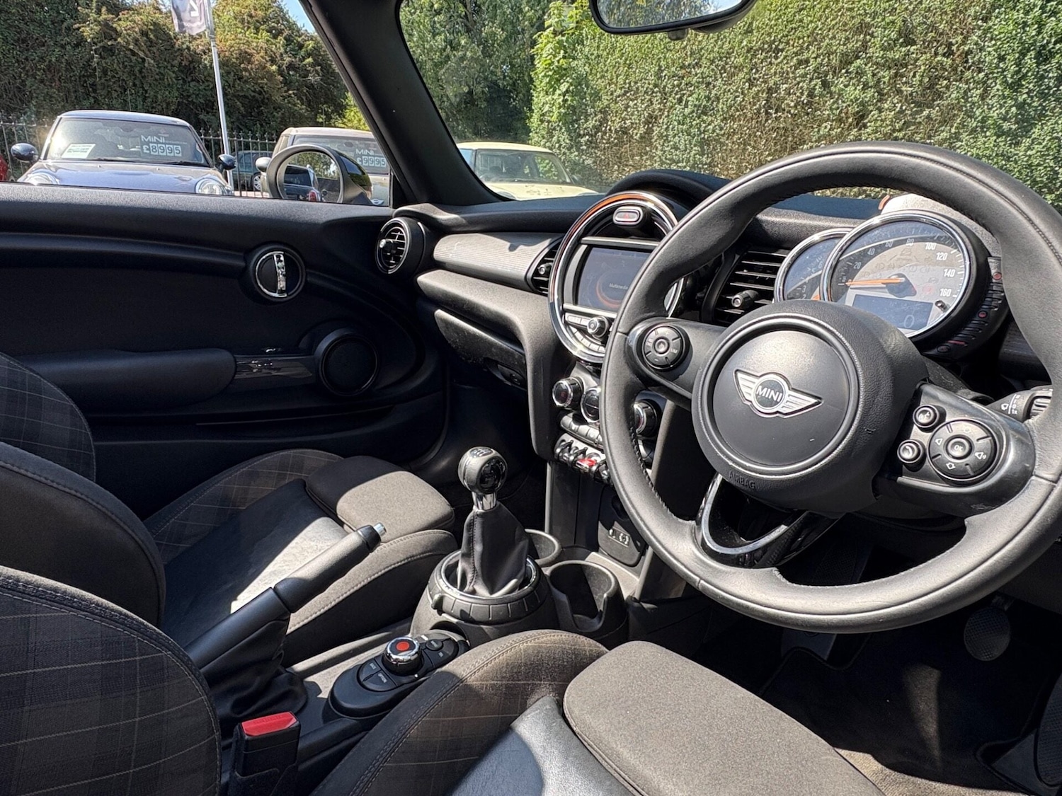 Used MINI Convertible 2016 for sale - 77012318: Photo 3