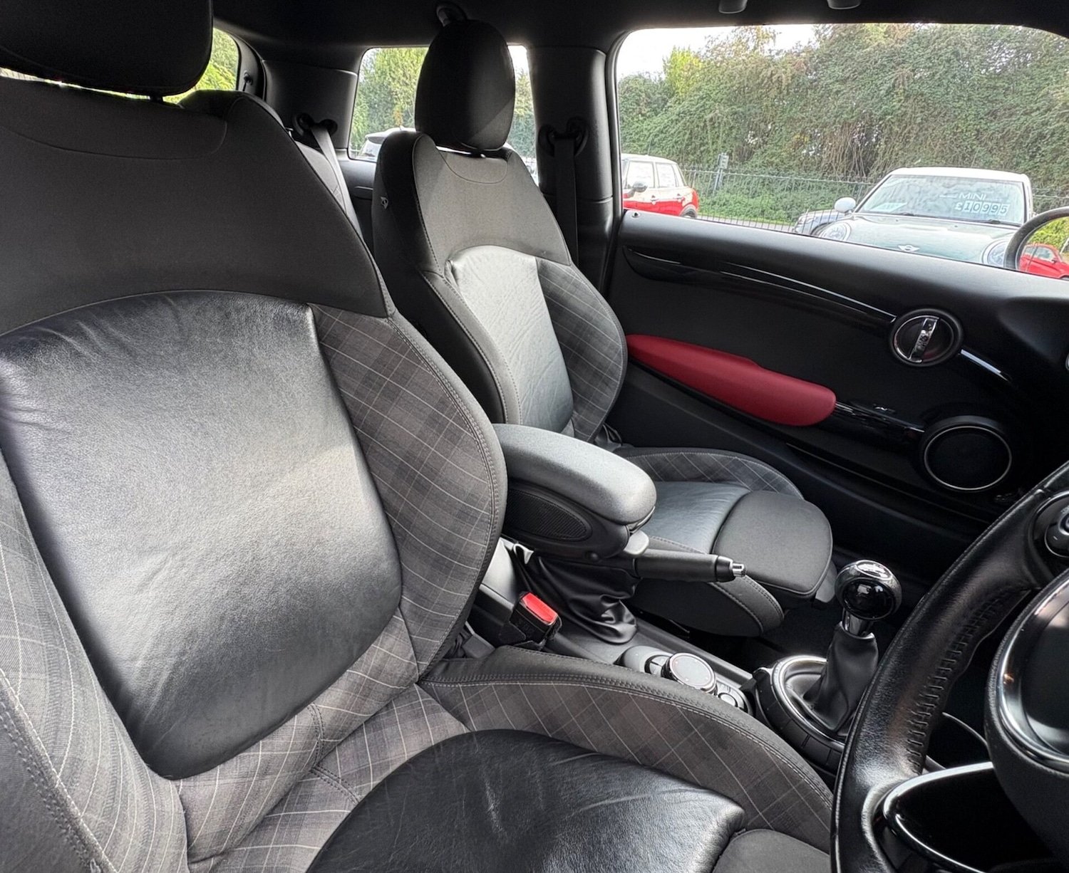 Used MINI Hatch 2014 for sale - 76144386: Photo 4