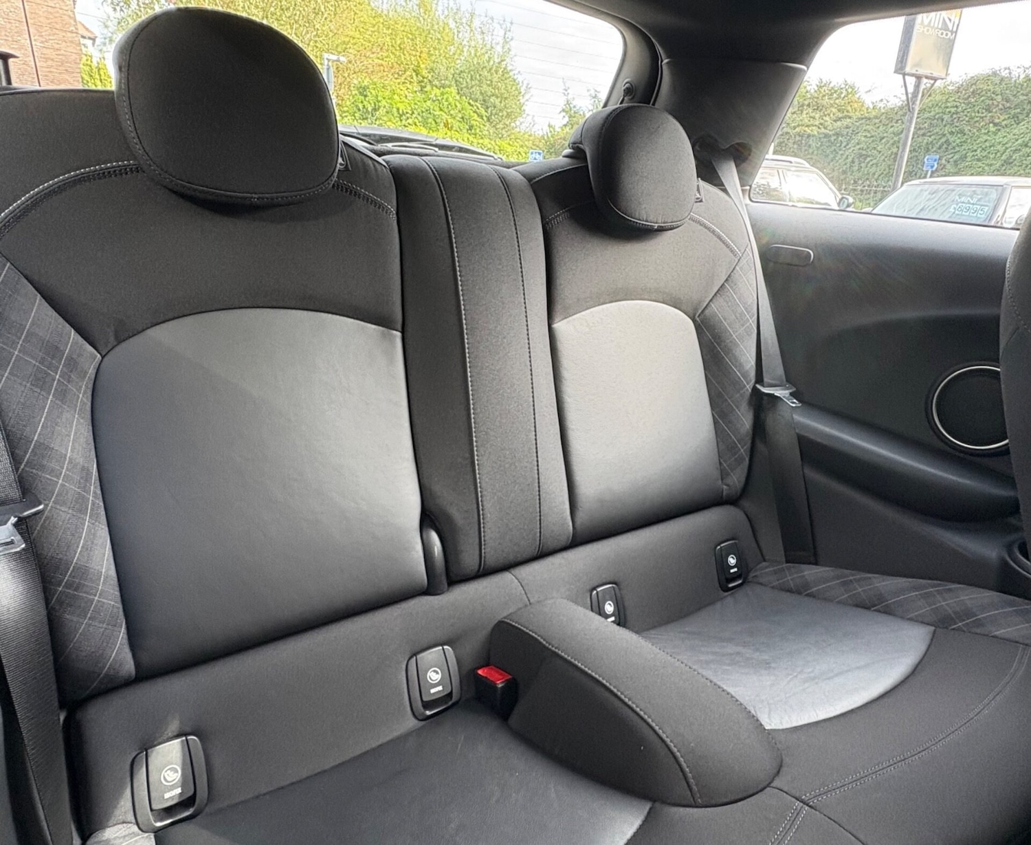 Used MINI Hatch 2014 for sale - 76144386: Photo 5