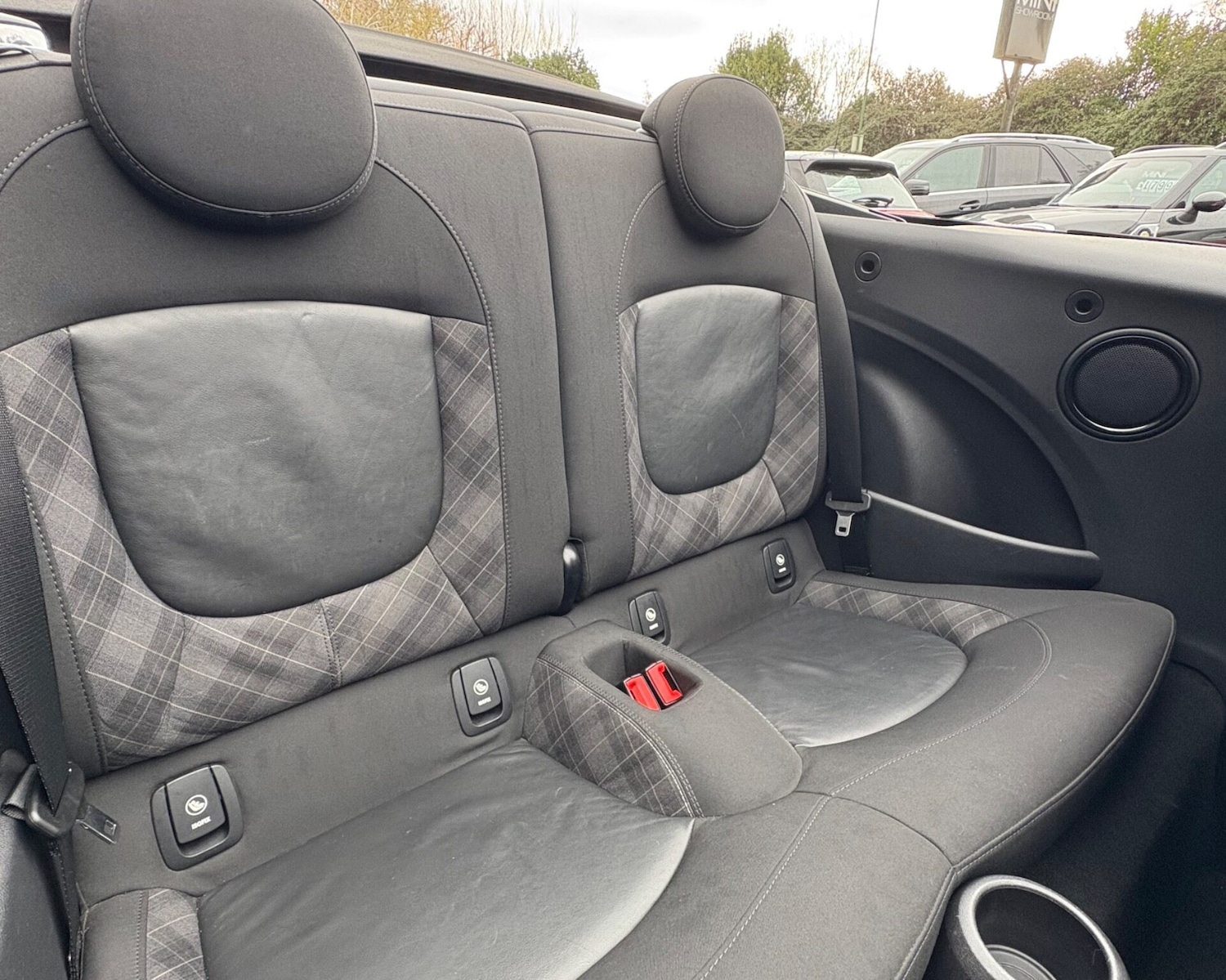 Used MINI Convertible 2016 for sale - 77234566: Photo 4