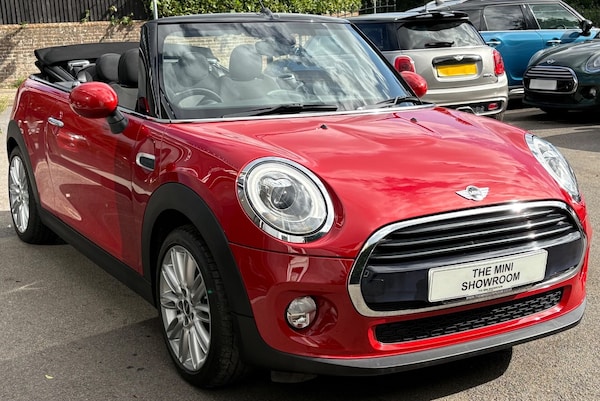 Used MINI Convertible 2017 for sale - 76171638: Photo 17