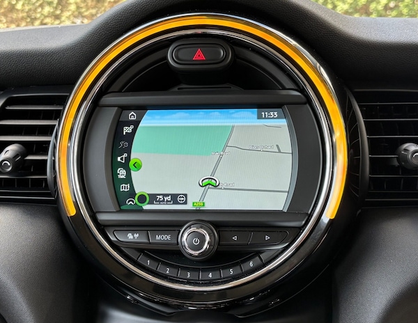 Used MINI Hatch 2018 for sale - 75655545: Photo 12
