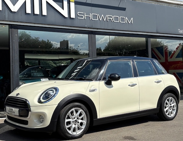 Used MINI Hatch 2018 for sale - 75655545: Photo 1