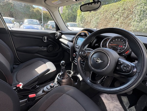 Used MINI Hatch 2018 for sale - 75655545: Photo 3