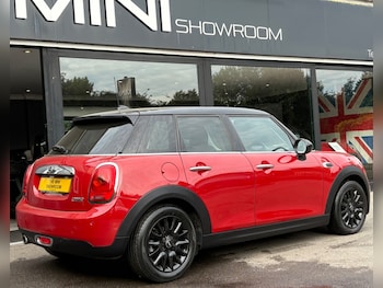 Used MINI Hatch 2015 for sale - 76142754: Photo 2