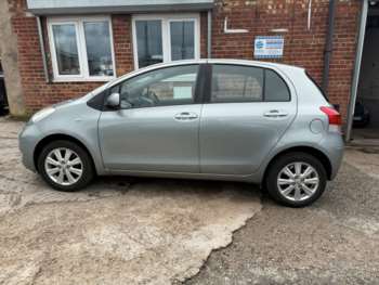 Used Toyota Yaris 2009 for sale - 74552800: Photo