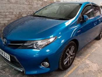 2014 (14) - 1.8 VVTi Hybrid Icon+ 5dr CVT Auto
