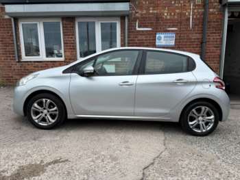 Used Peugeot 208 2012 for sale - 74905141: Photo