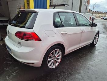 Used Volkswagen Golf 2015 for sale - 75773300: Photo