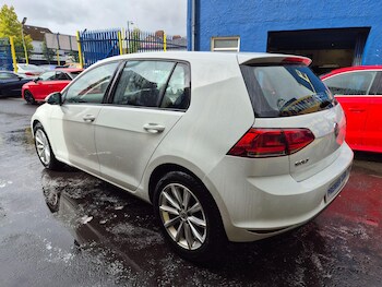 Used Volkswagen Golf 2015 for sale - 75773300: Photo