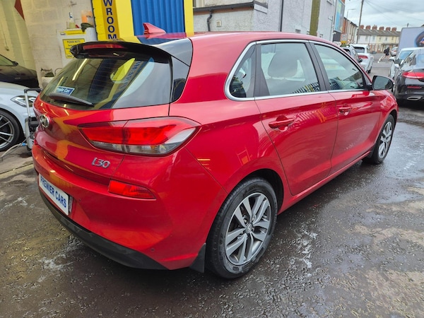 Used Hyundai i30 2018 for sale - 75773302: Photo 6