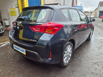 Used Toyota Auris 2013 for sale - 79352420: Photo