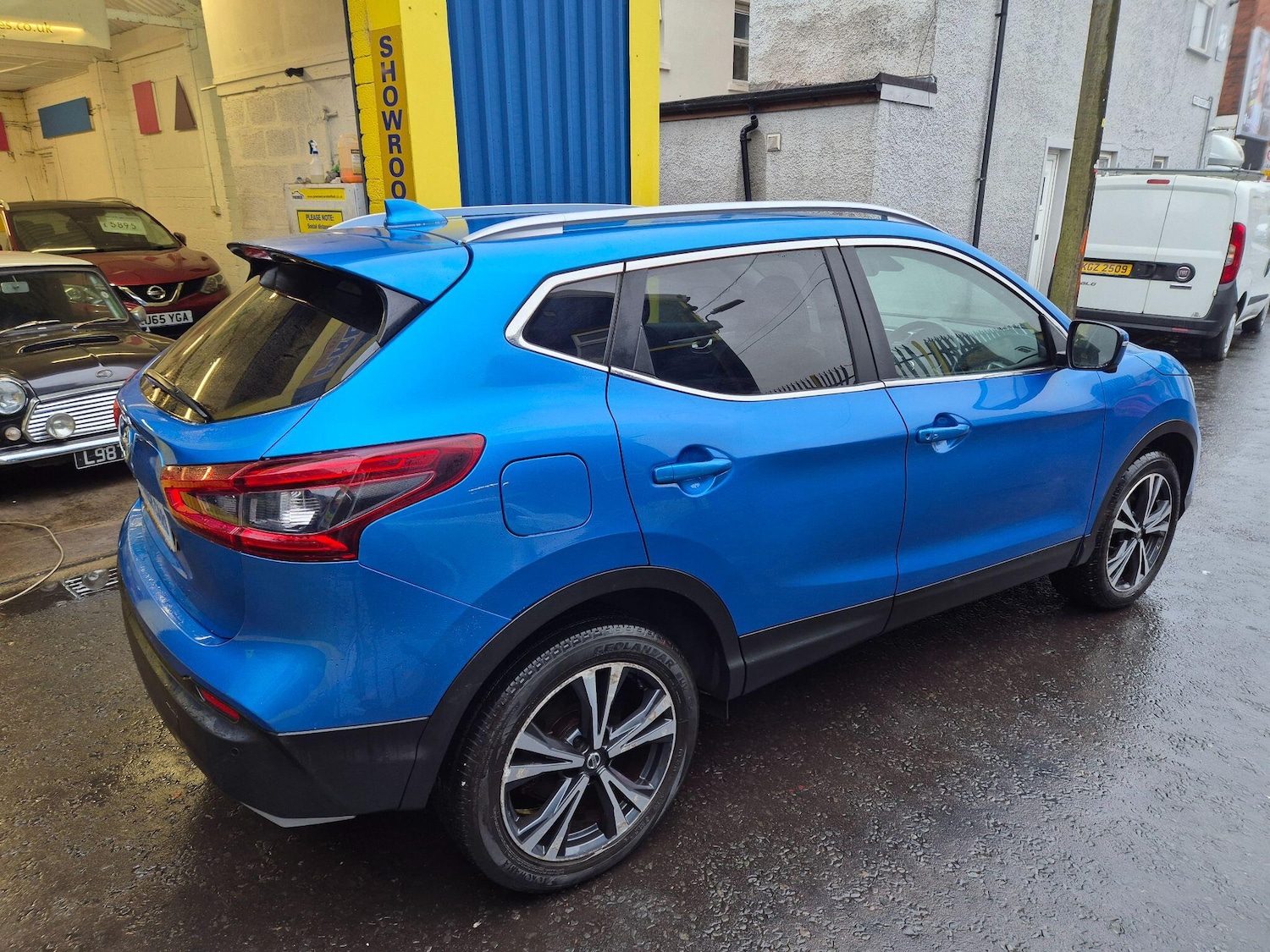 Used Nissan Qashqai 2017 for sale - 76121544: Photo 2