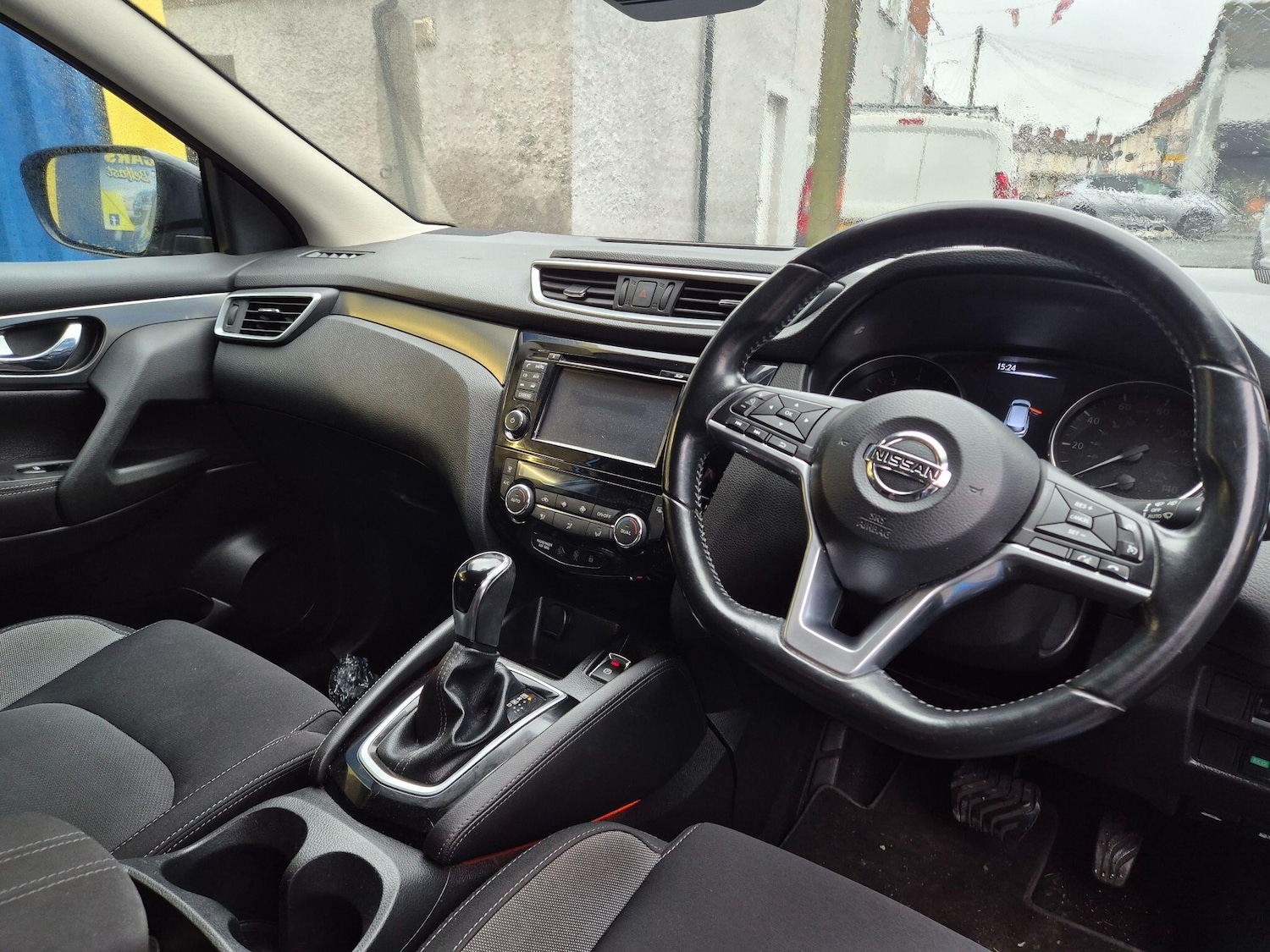 Used Nissan Qashqai 2017 for sale - 76121544: Photo 7