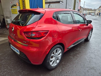 Used Renault Clio 2017 for sale - 75773320: Photo