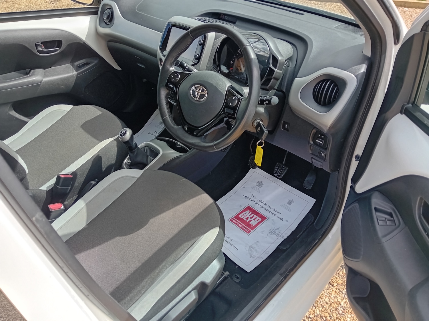 Used Toyota AYGO 2015 for sale - 78065362: Photo 4