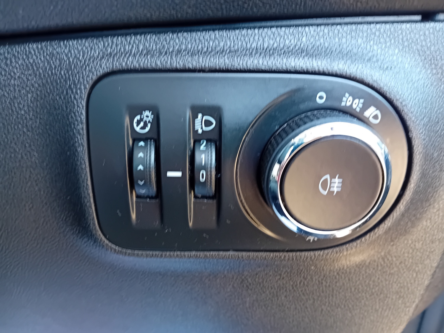 Used Vauxhall Corsa 2016 for sale - 77813357: Photo 13