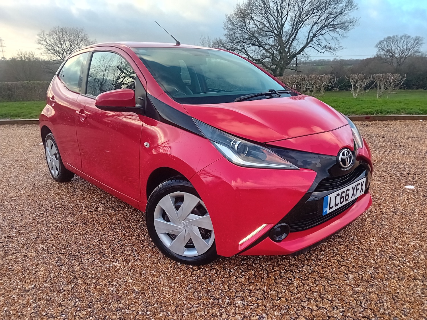 Used Toyota AYGO 2016 for sale - 76891642: Photo 1