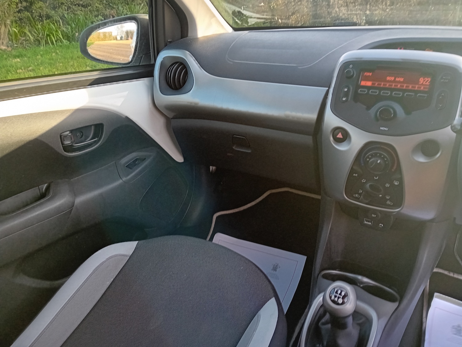 Used Toyota AYGO 2015 for sale - 77310517: Photo 6