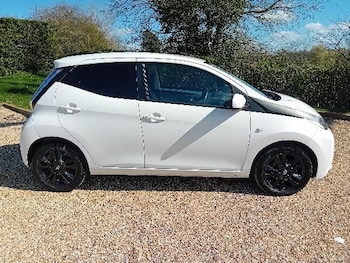 Used Toyota AYGO 2017 for sale - 77888969: Photo