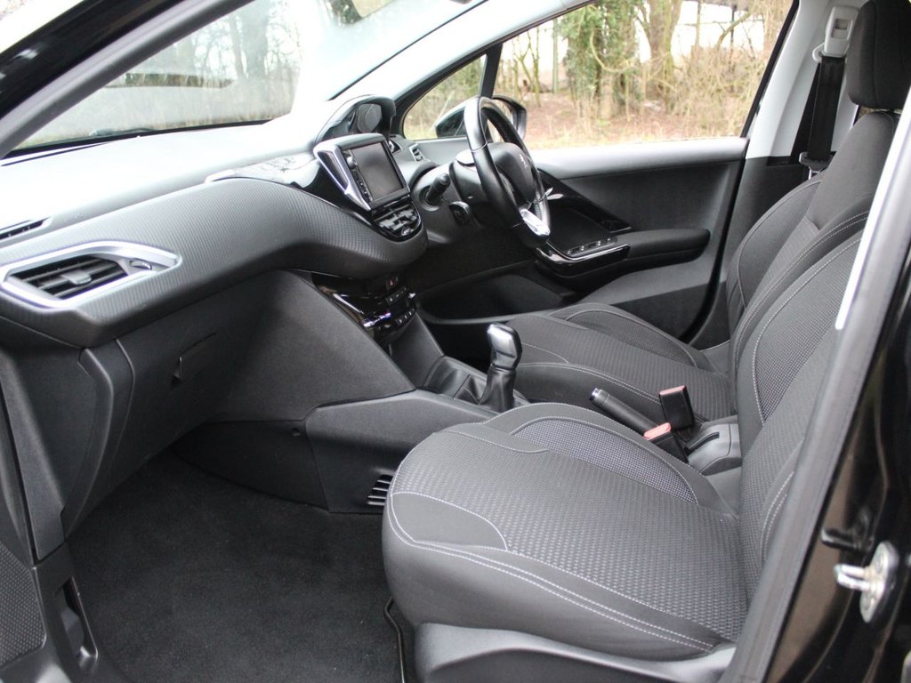 Used Peugeot 208 2019 for sale - 77681107: Photo 2