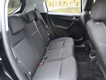 Used Peugeot 208 2019 for sale - 77681107: Photo