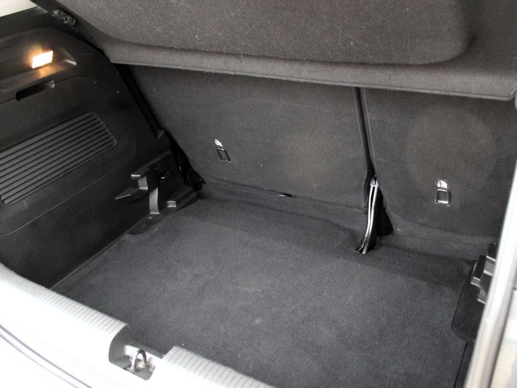 Used Vauxhall Crossland X 2017 for sale - 77810026: Photo 10