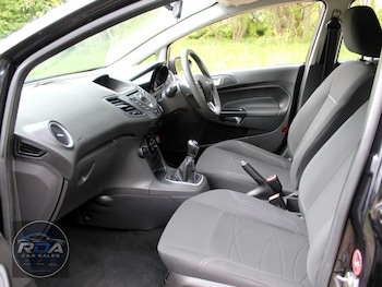 Used Ford Fiesta 2013 for sale - 78563200: Photo