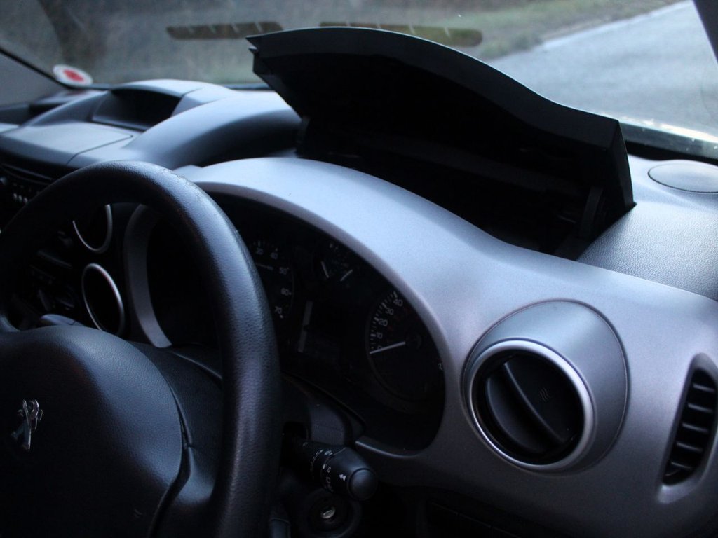 Used Peugeot Partner Tepee 2017 for sale - 77593739: Photo 28