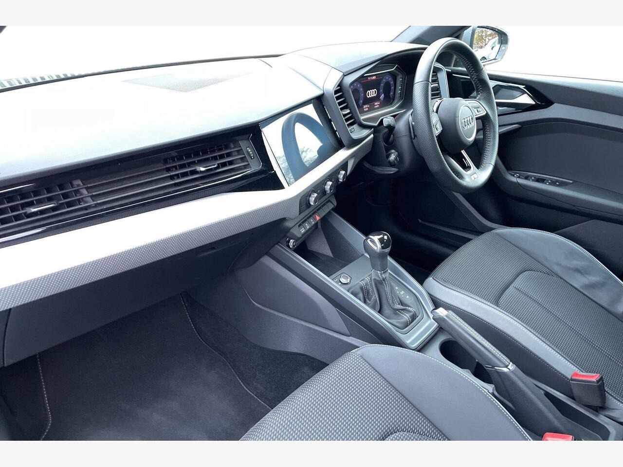 Used Audi A1 2020 for sale - 76680880: Photo 2