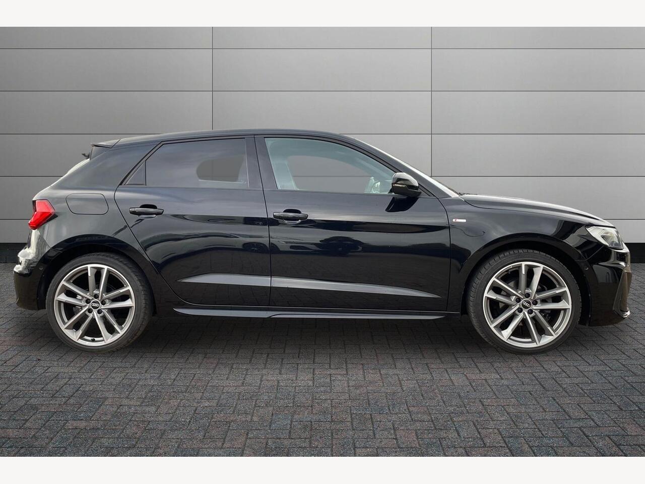 Used Audi A1 2021 for sale - 76787980: Photo 4