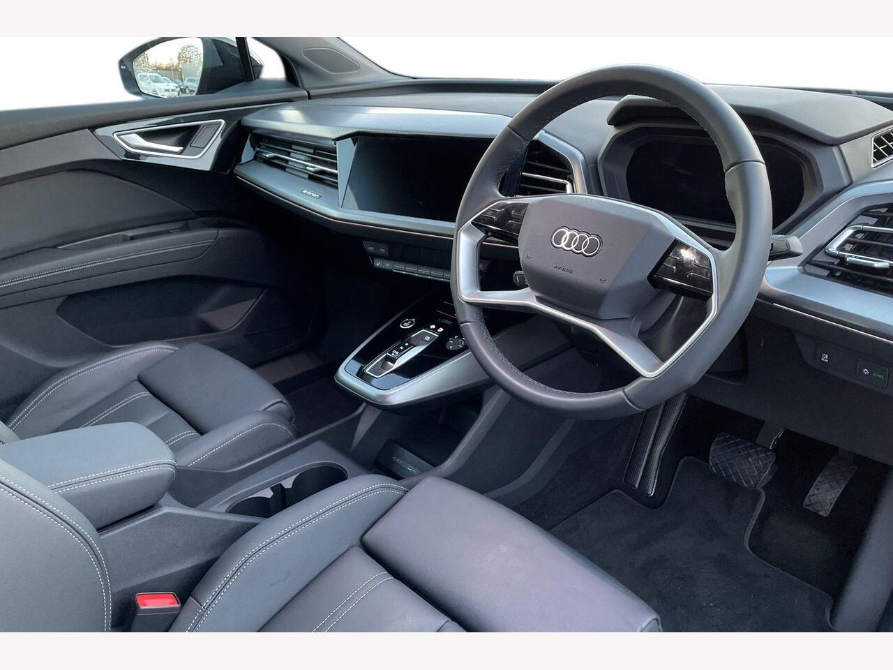 Used Audi Q4 e-tron 2024 for sale - 76677530: Photo 6