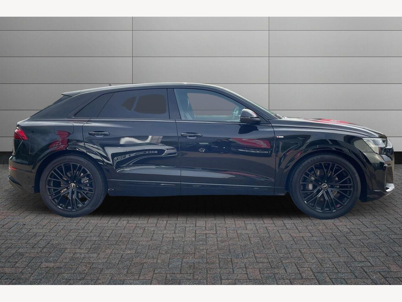 Used Audi Q8 2025 for sale - 76678723: Photo 4