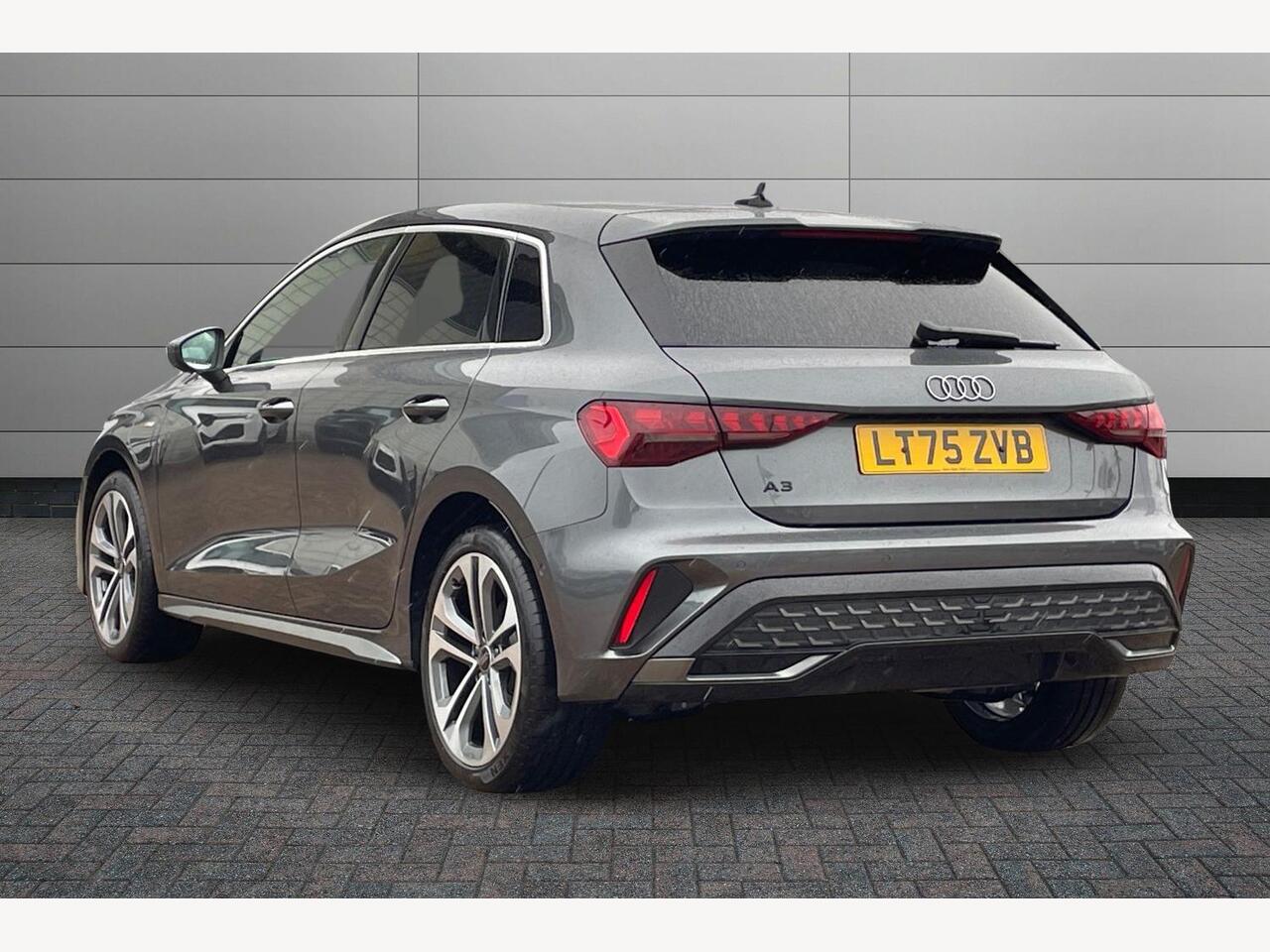 Used Audi A3 2025 for sale - 76977601: Photo 3