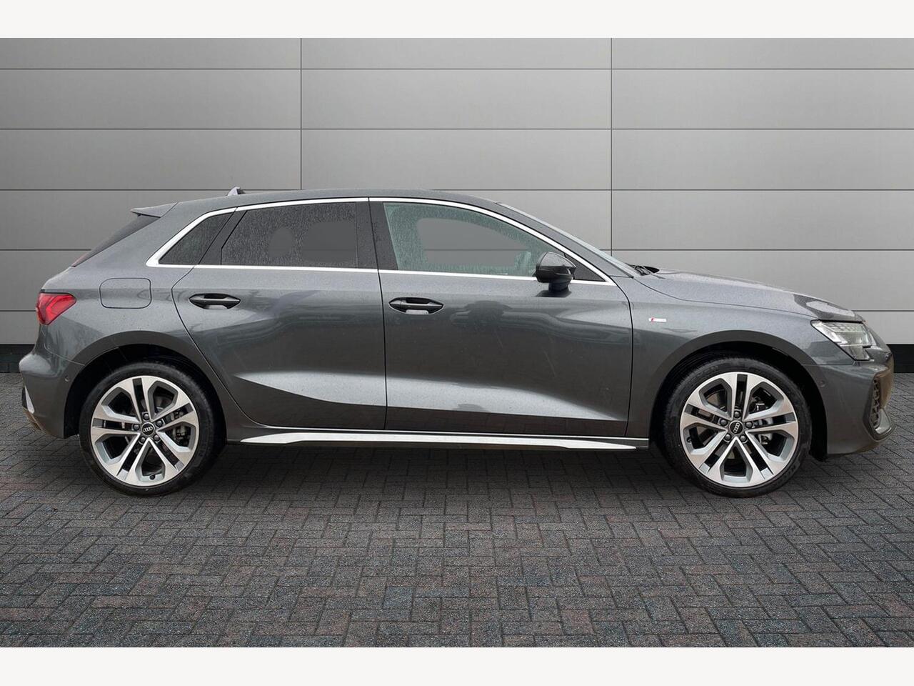 Used Audi A3 2025 for sale - 76977601: Photo 4