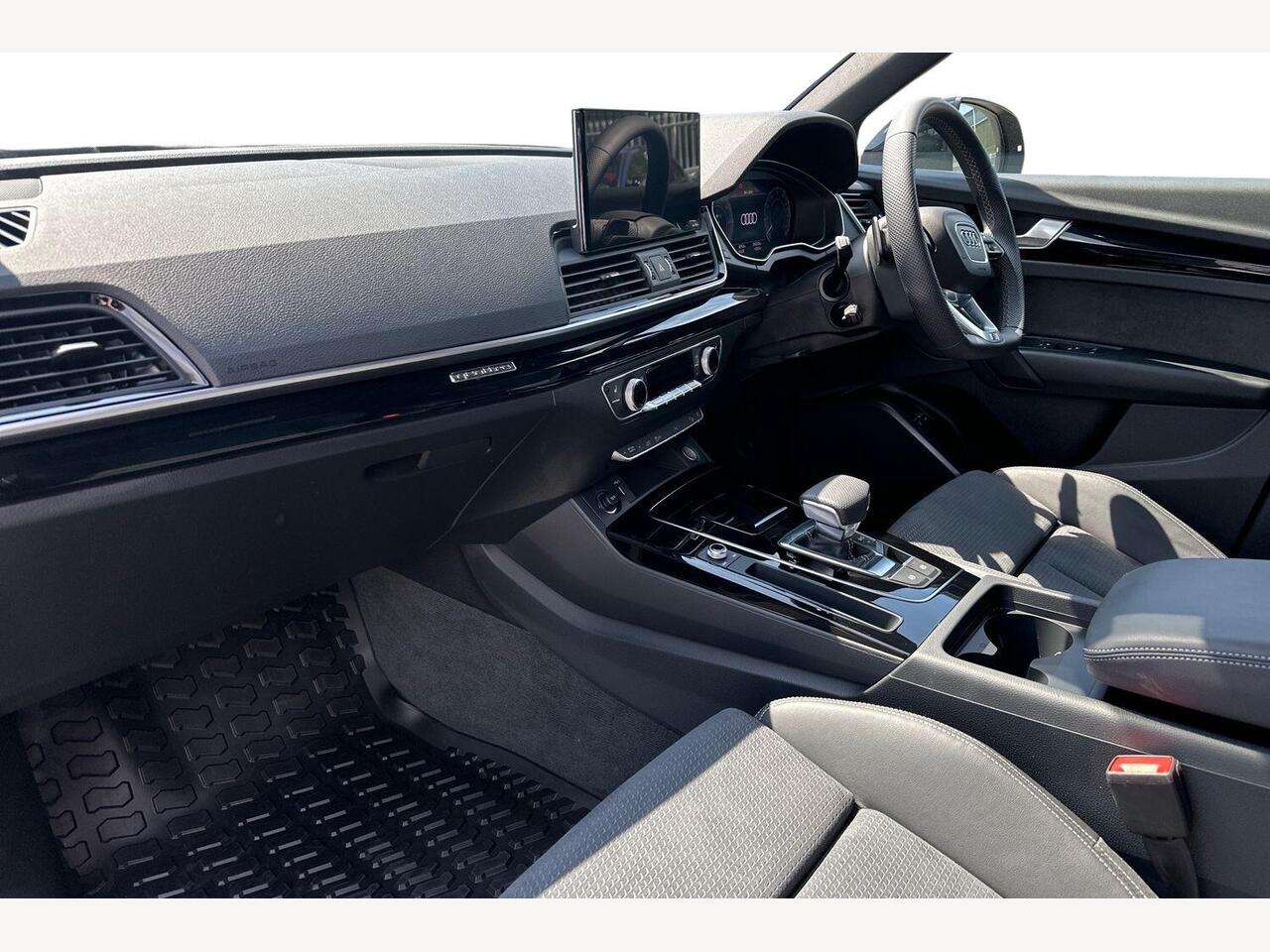 Used Audi Q5 2025 for sale - 76680248: Photo 2