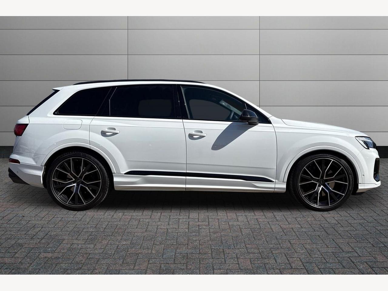 Used Audi Q7 2024 for sale - 76677103: Photo 4