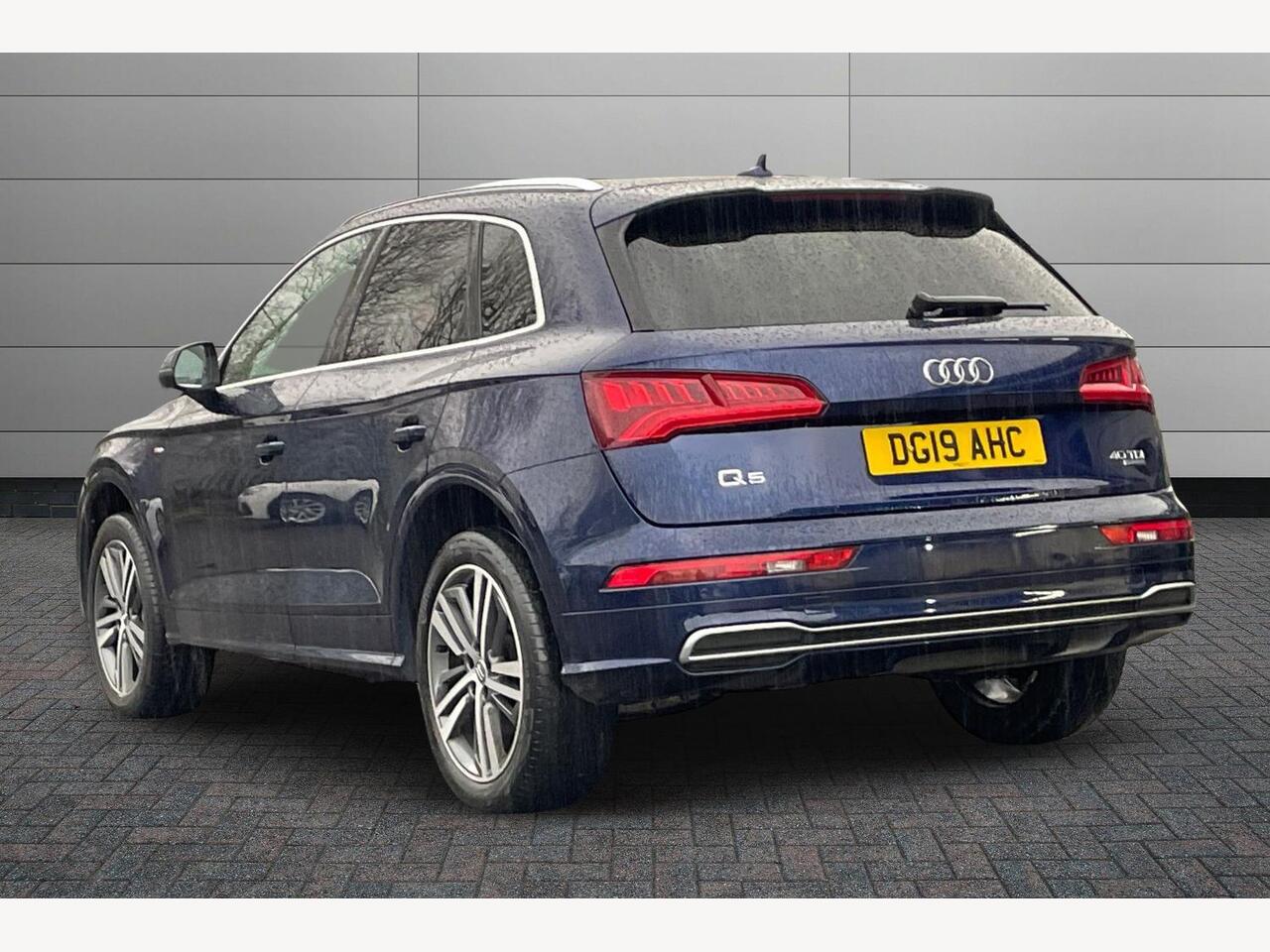 Used Audi Q5 2019 for sale - 76673660: Photo 3