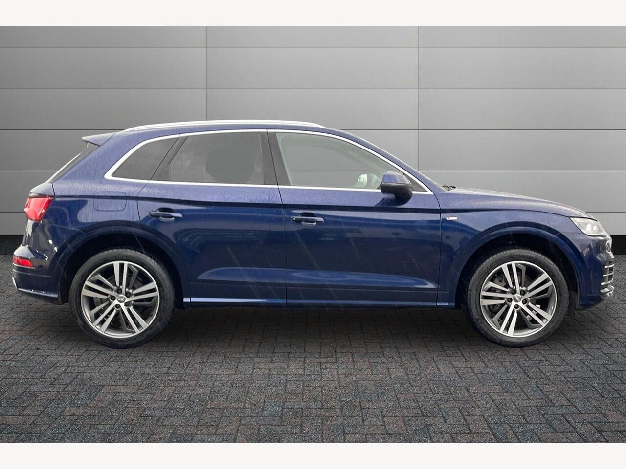 Used Audi Q5 2019 for sale - 76673660: Photo 4