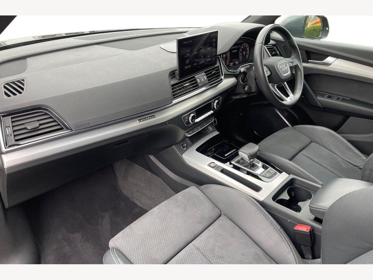 Used Audi Q5 2022 for sale - 76674843: Photo 2