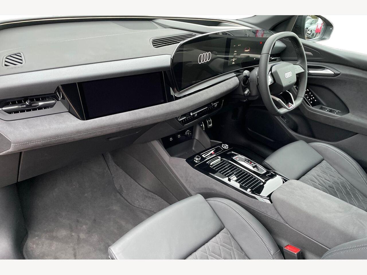 Used Audi Q6 e-tron 2025 for sale - 77164041: Photo 2