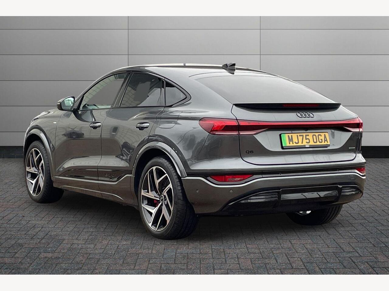 Used Audi Q6 e-tron 2025 for sale - 77164041: Photo 4