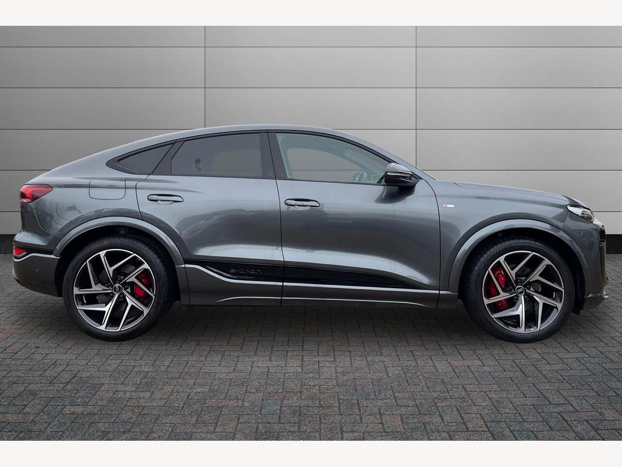 Used Audi Q6 e-tron 2025 for sale - 77164041: Photo 5